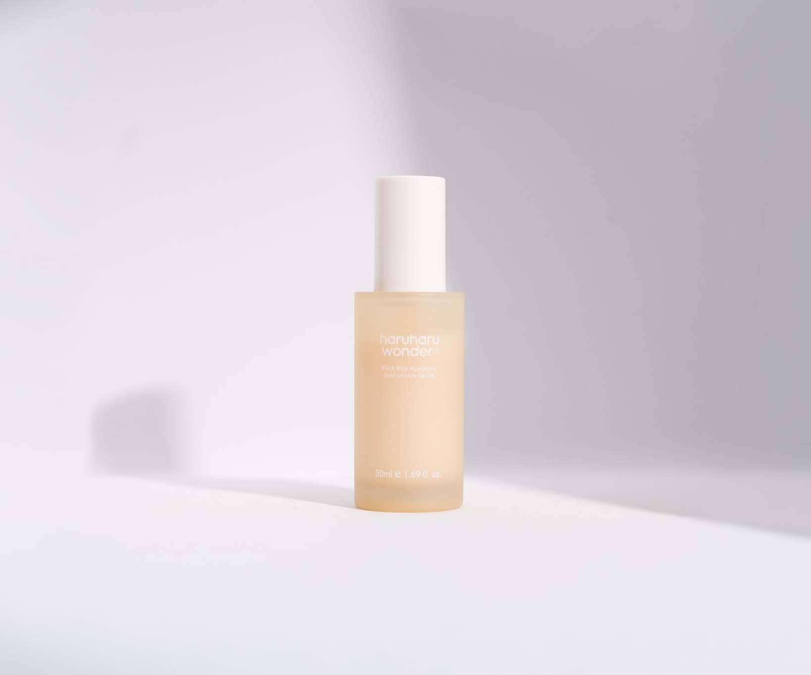 Sérum Anti-Rides à l'Acide Hyaluronique et Riz Noir